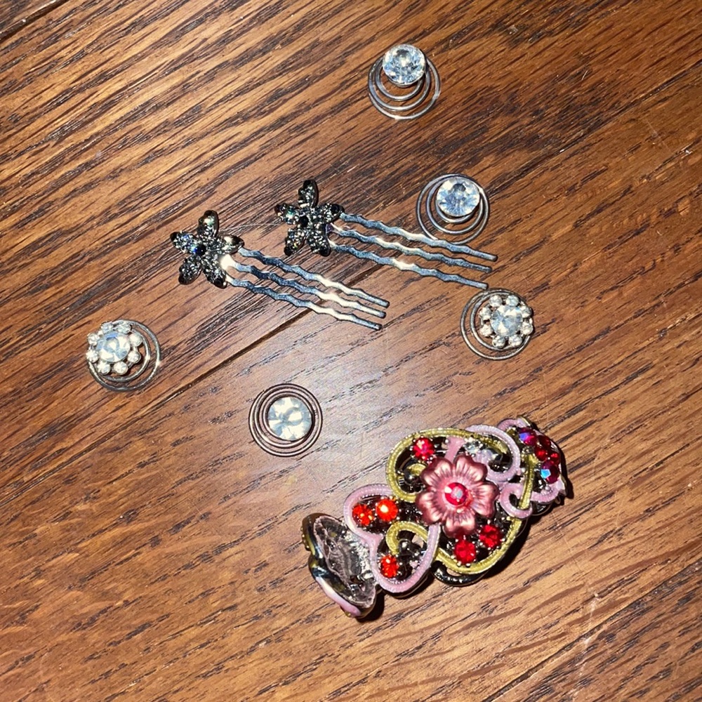 Rhinestone hair accessories